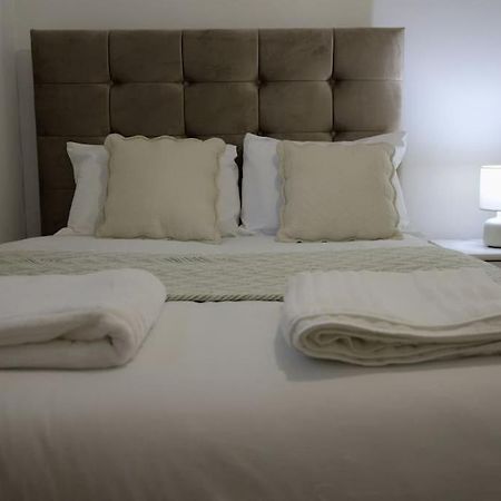 Ensuite With Kitchen Stunning Double-Bed Room In Zone 2 لندن المظهر الخارجي الصورة